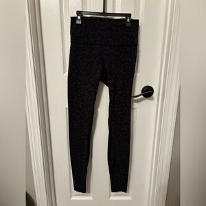 Lululemon Wunder Under High-Rise Tight 28" *Full-On Luxtreme size 6